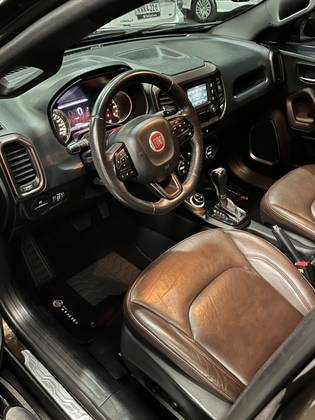 FIAT TORO 2.0 16V TURBO DIESEL RANCH 4WD AT9